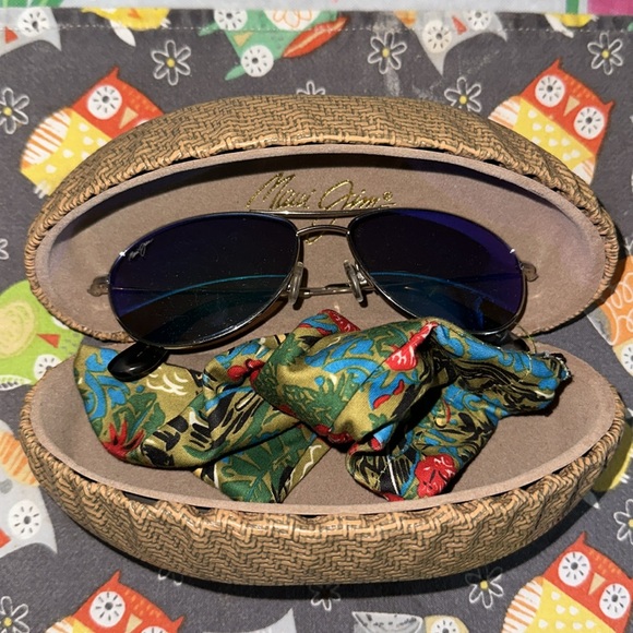 Maui Jim small frame aviators for a thin face with new lenses & original case - Picture 2 of 7